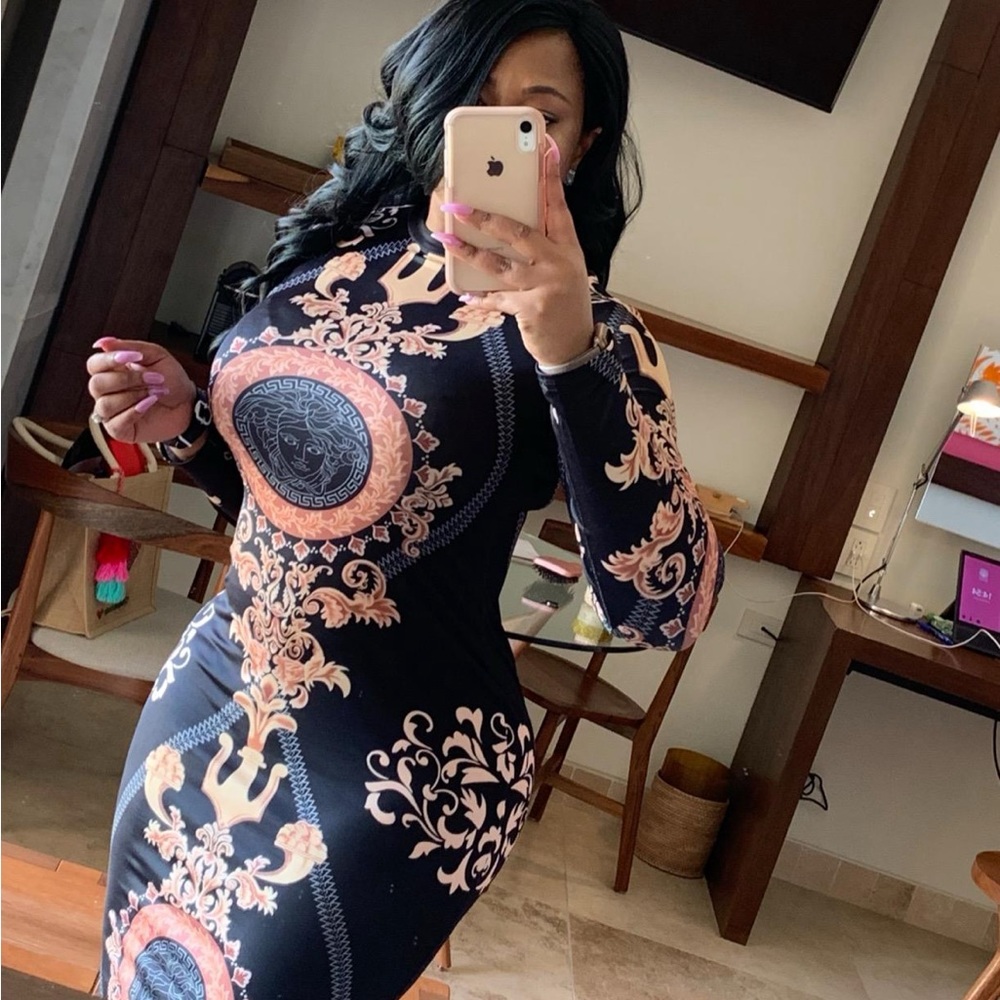 Designer inspired bodycon women’s midi dress L